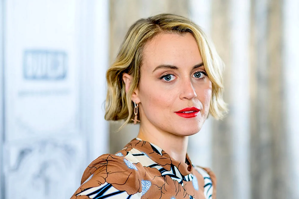 Taylor Schilling