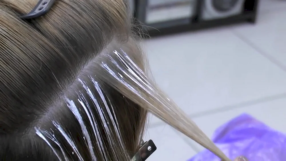 Folienfärbung für kurzes Haar