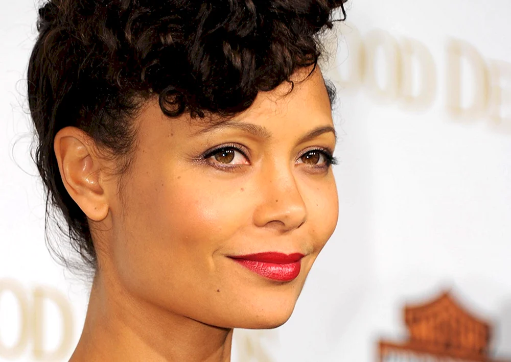 Tandie Newton