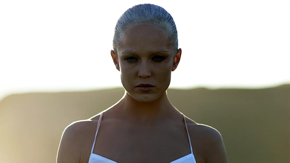 Katie Lotz 2013
