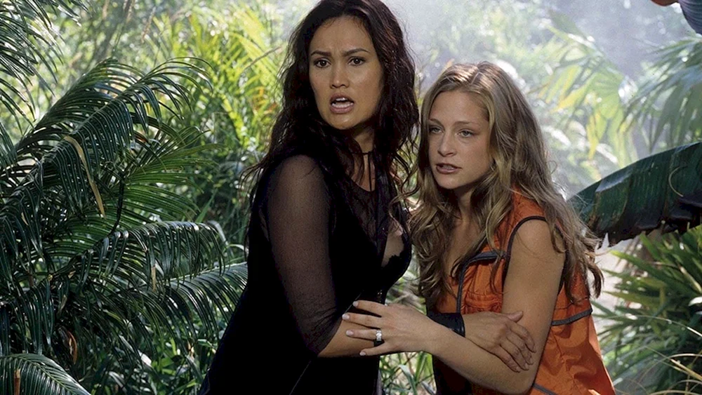 Tia Carrere Emmanuelle