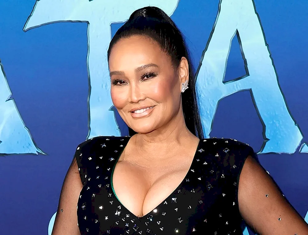 Tia Carrere. фото