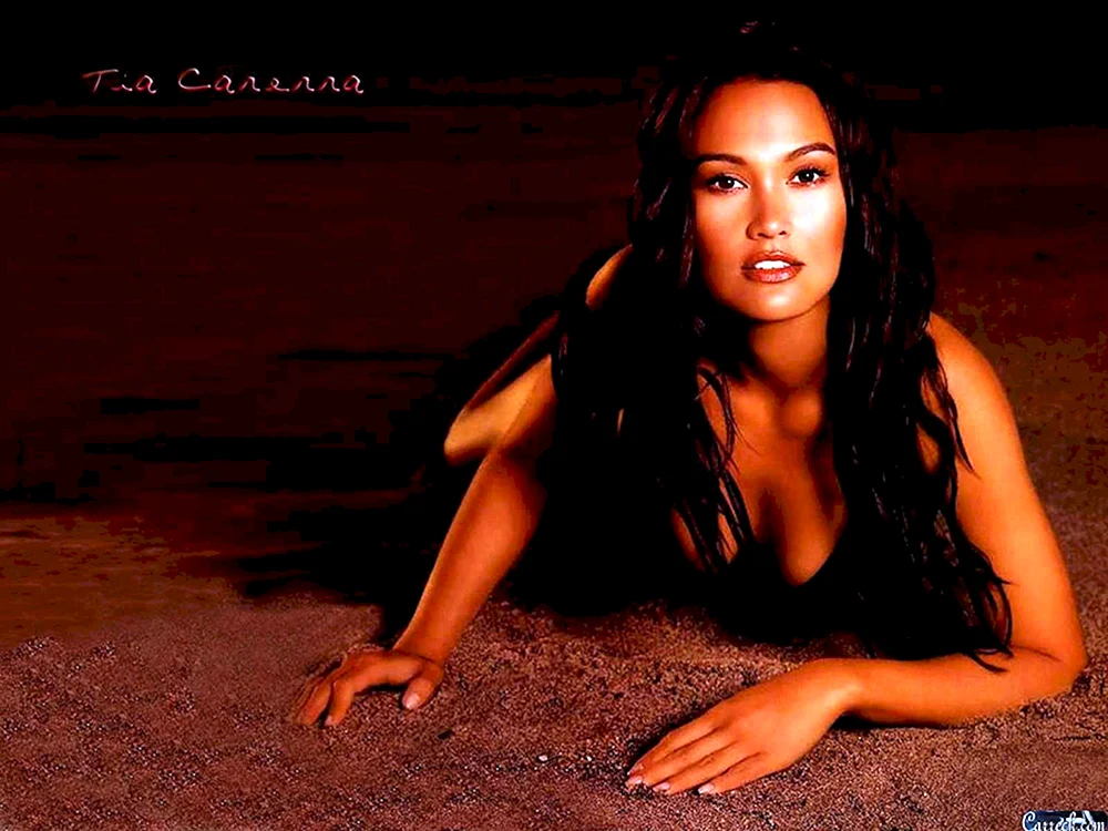 Tia Carrere Foto