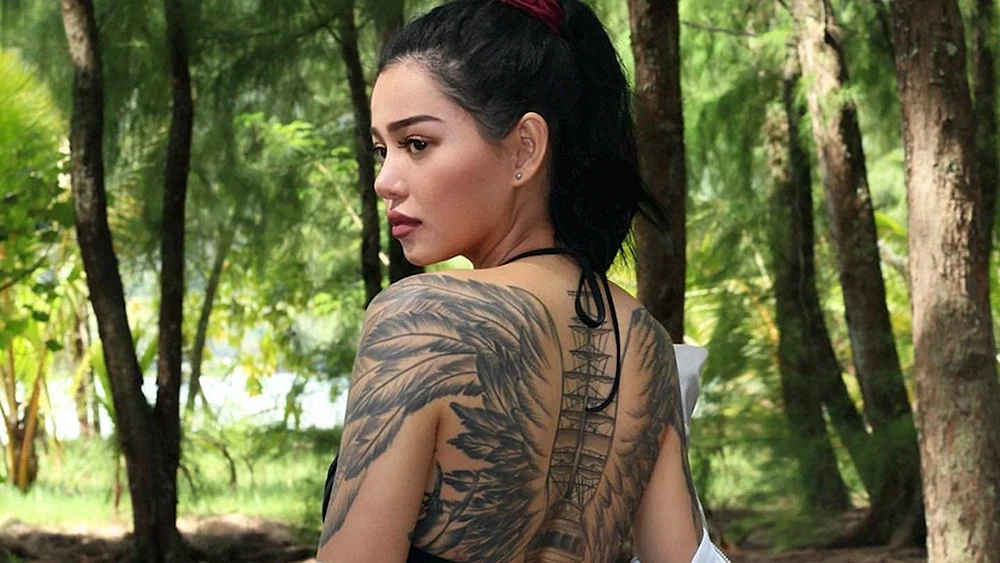 Ticktocker Bella Poarch