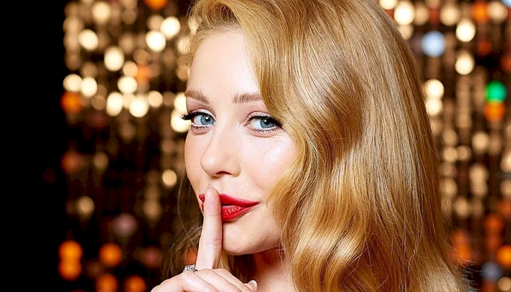 Tina Karol 2022