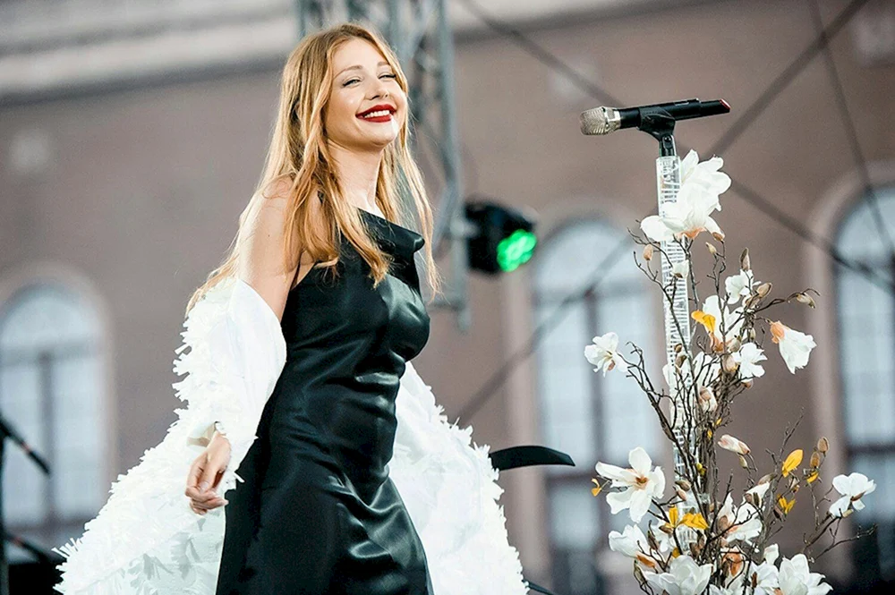 Tina Karol Sängerin
