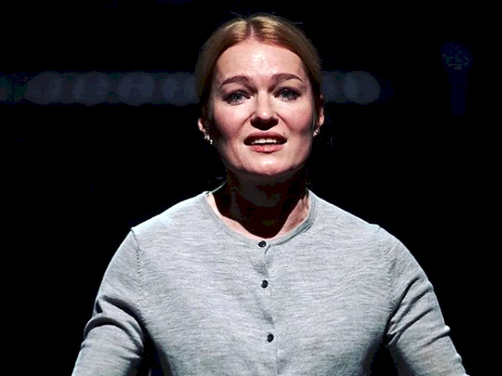 Tolstoganova Schauspielerin