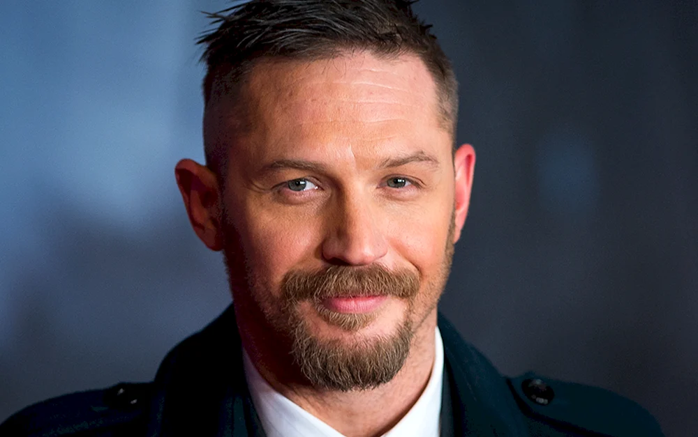 Tom Hardy kurzer Bart