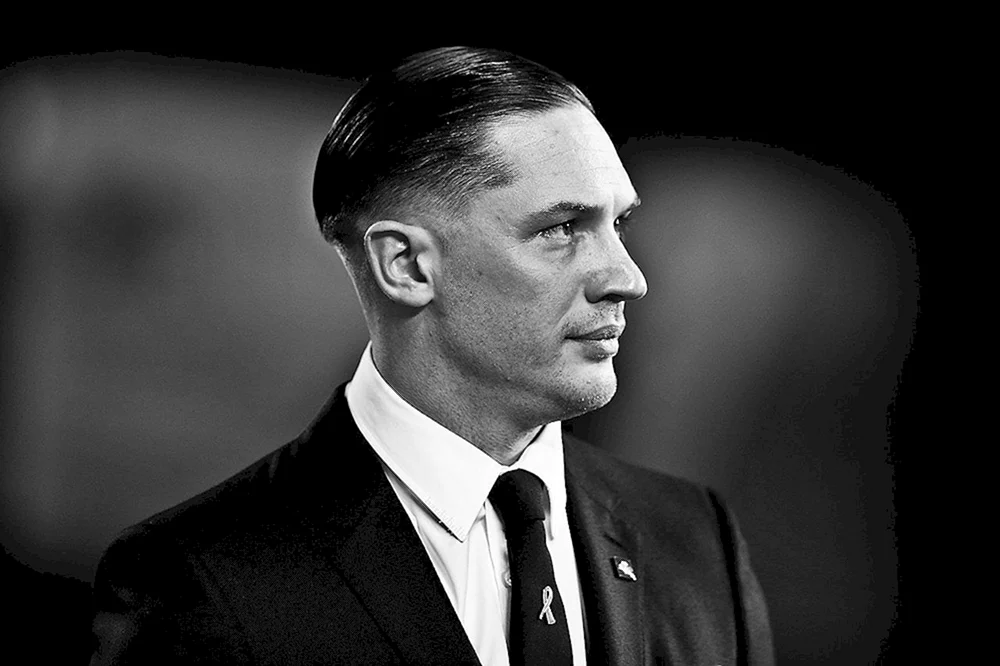 Männerhaarschnitte der 30er Jahre. ♪ Tom Hardy haircut