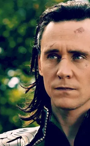 Tom Hiddleston Loki