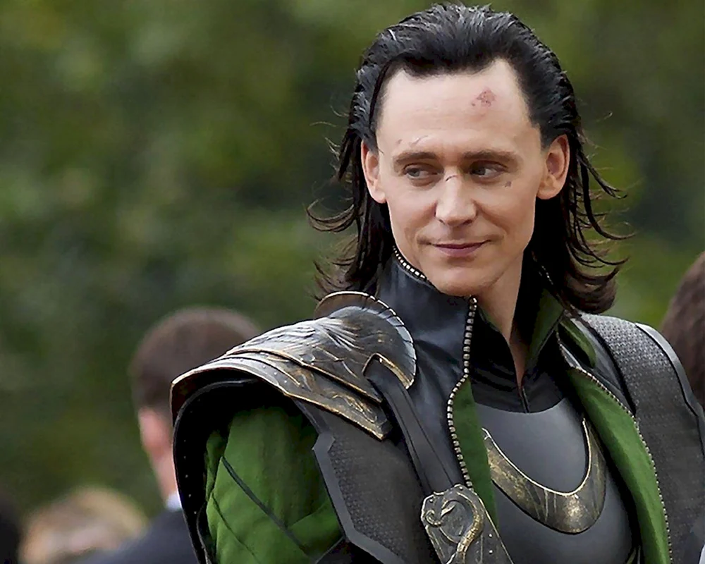 Tom Hiddleston Loki