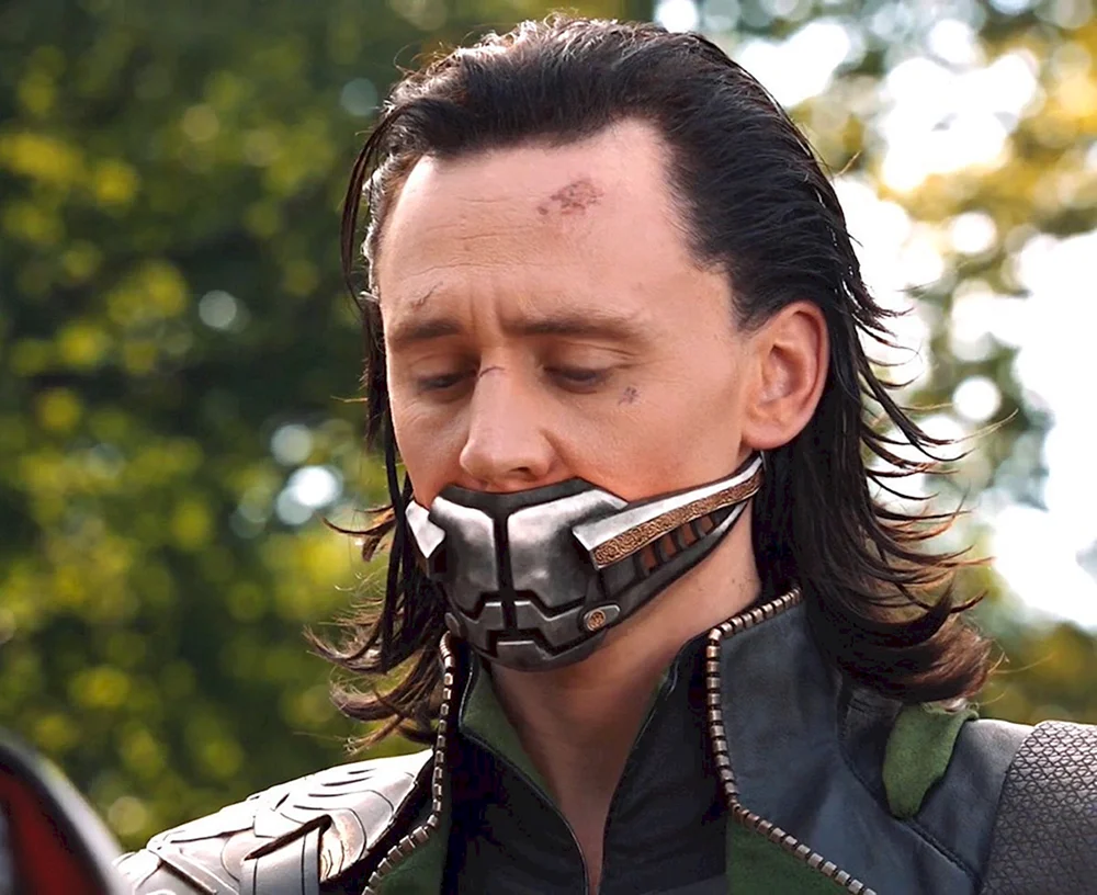 Tom Hiddleston Loki