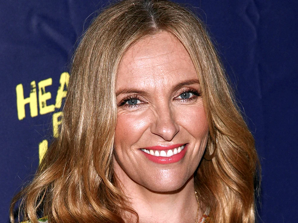 Toni Collette 2021
