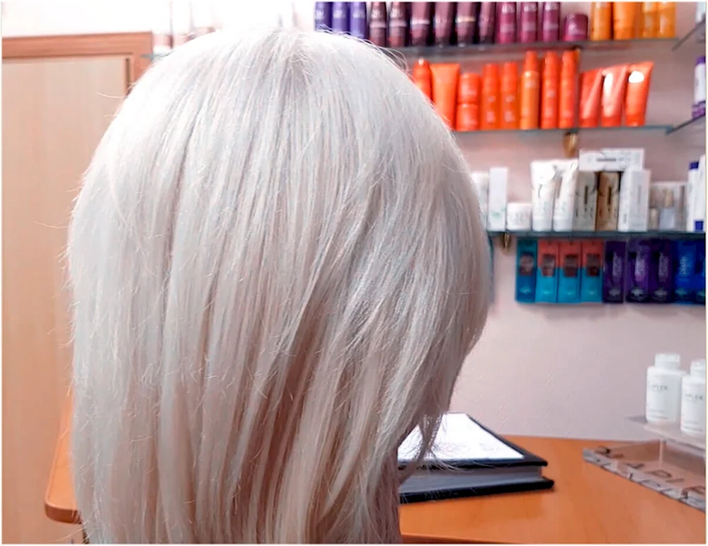 Tönung blond vellas