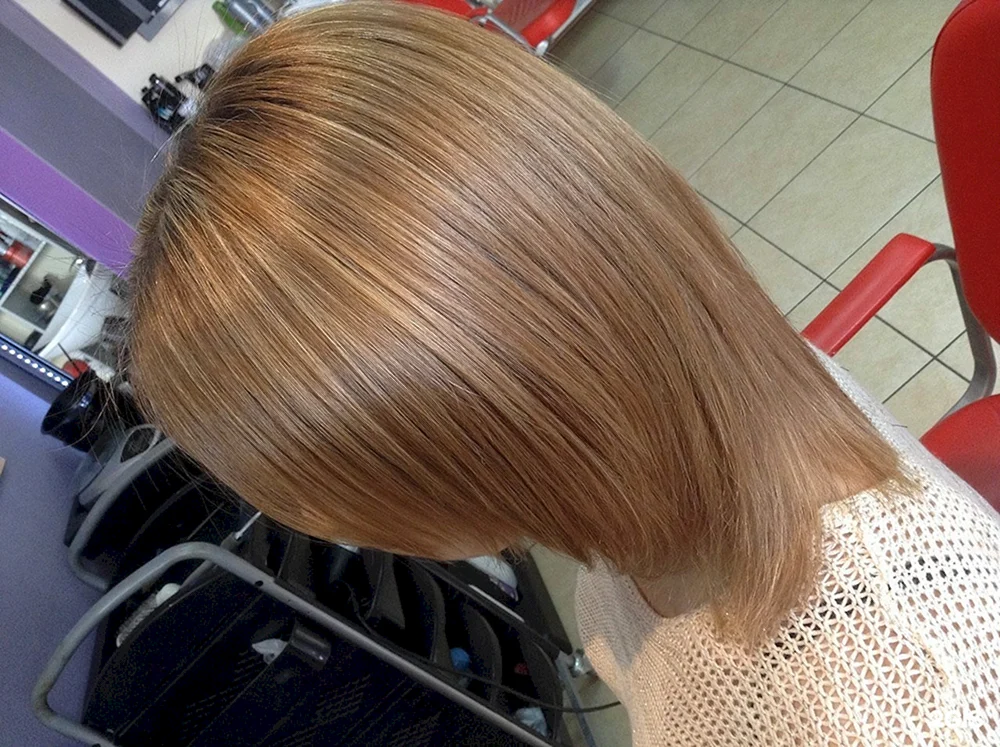 Estel tönendes Blond