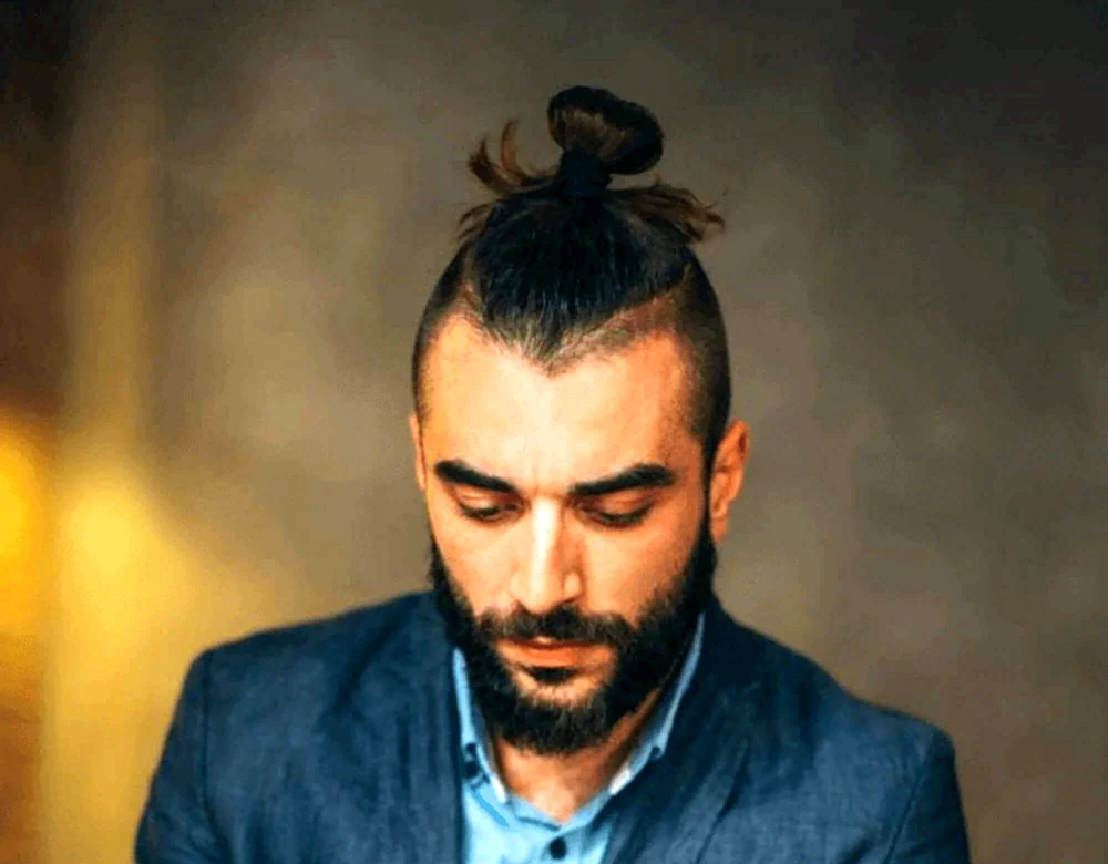 Topknot Undercat