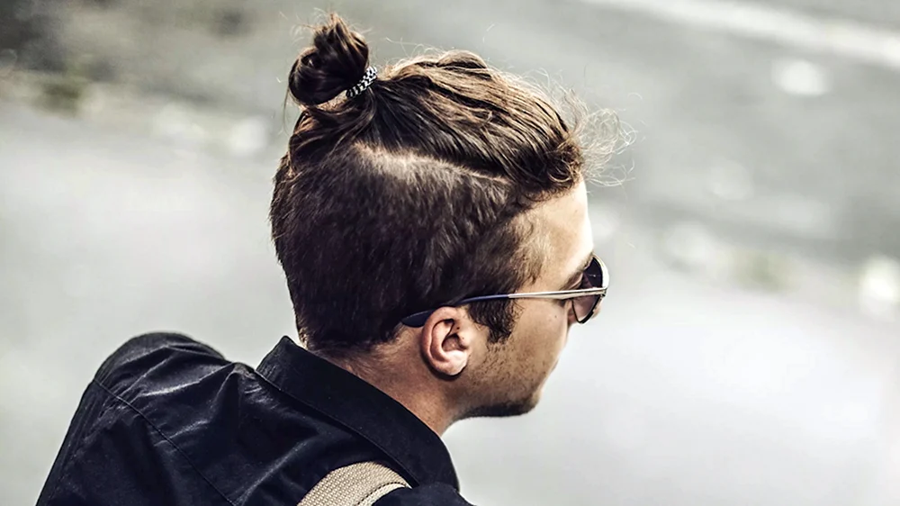 Topknot und Mannesknoten
