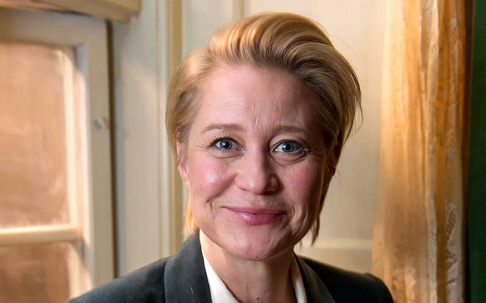 Trine Dyrholm