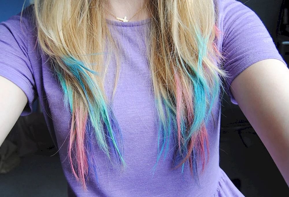 Versteckte Haarfarbe weiße Haare färben