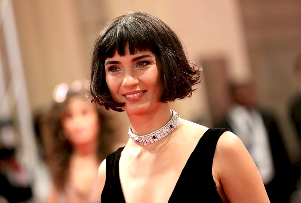 Tuba Buyukustun