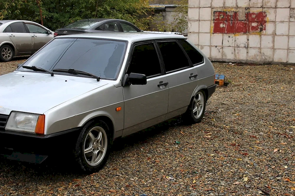 Devyatka 2109