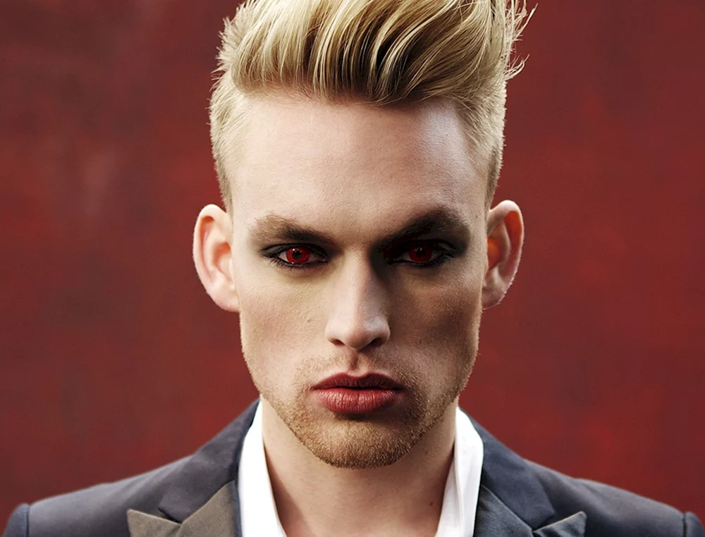 Will Jardell oben Model