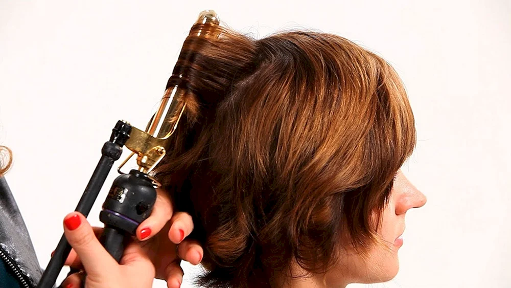 Haarlocken mit dem Glätteisen
