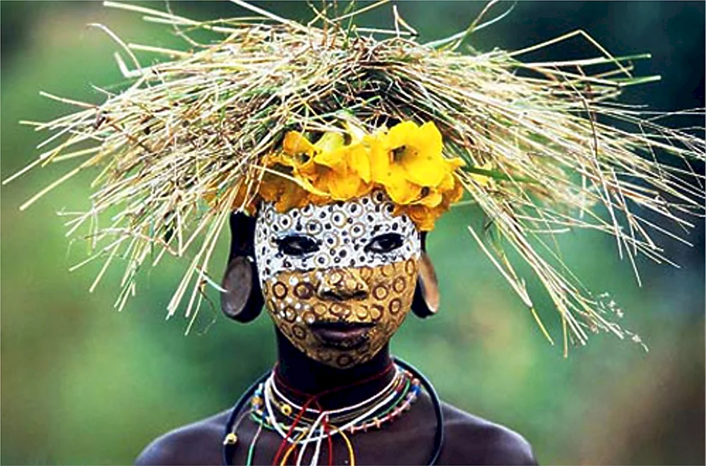 Afrikanischer Schmuck der Völker Afrikas