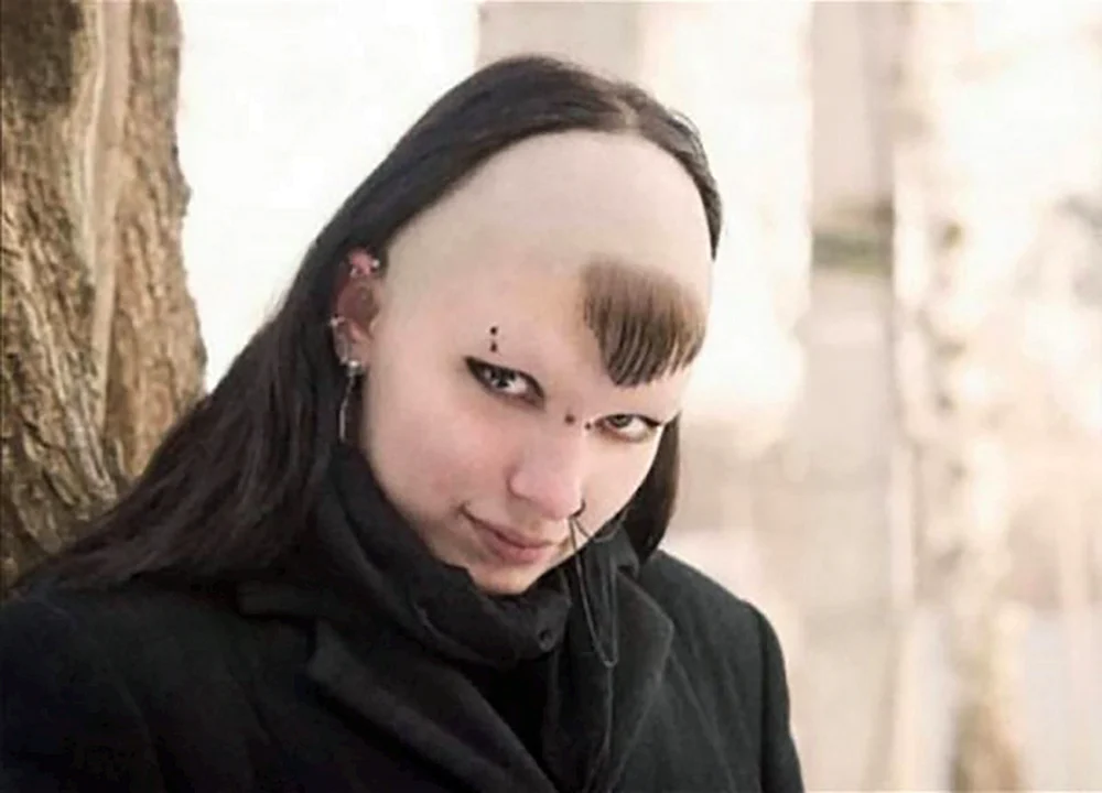 Schreckliche Frauenfrisuren