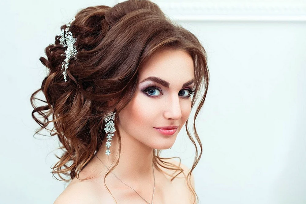 Abendfrisuren Frisuren