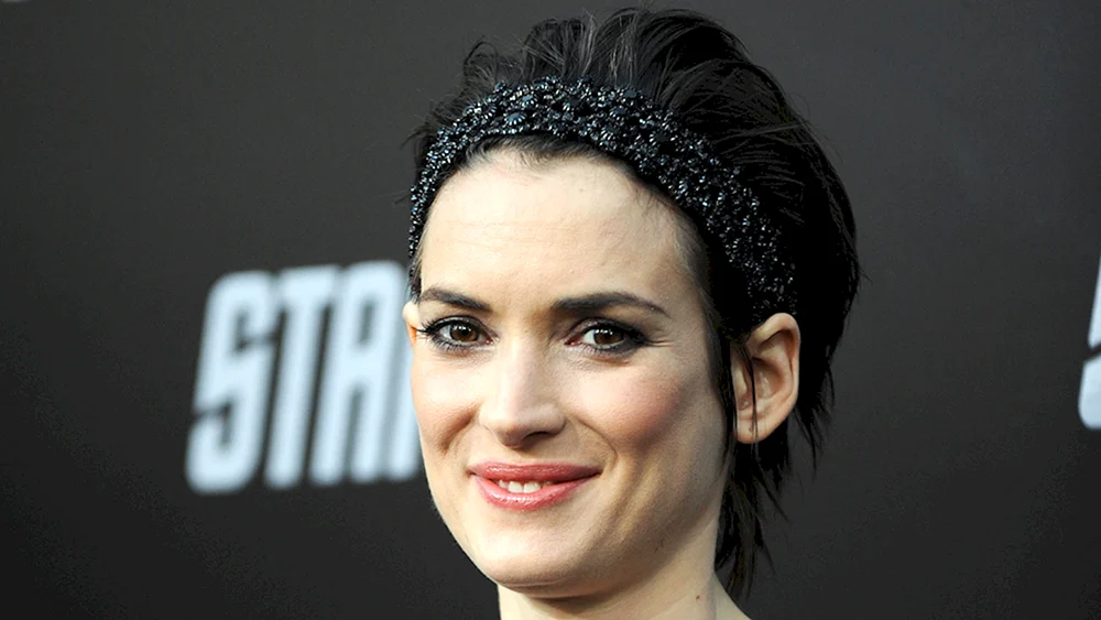 Winona Ryder 2016