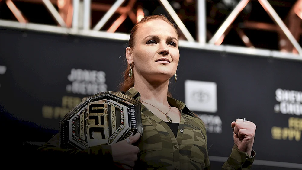 Valentina ist eine UFC-Kämpferin