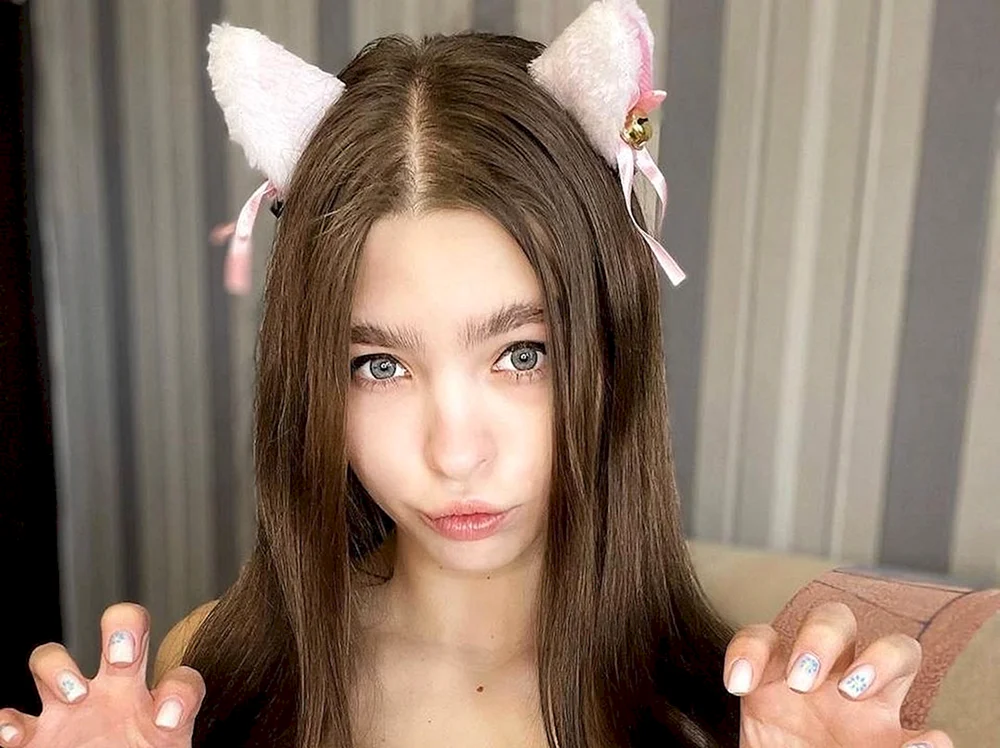 Valeria Valeria @1erochka