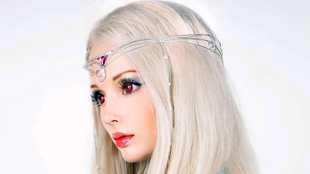 Valeria Lukyanova