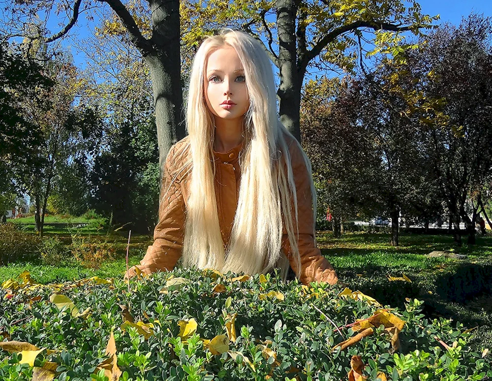 Valeria Lukyanova 2016