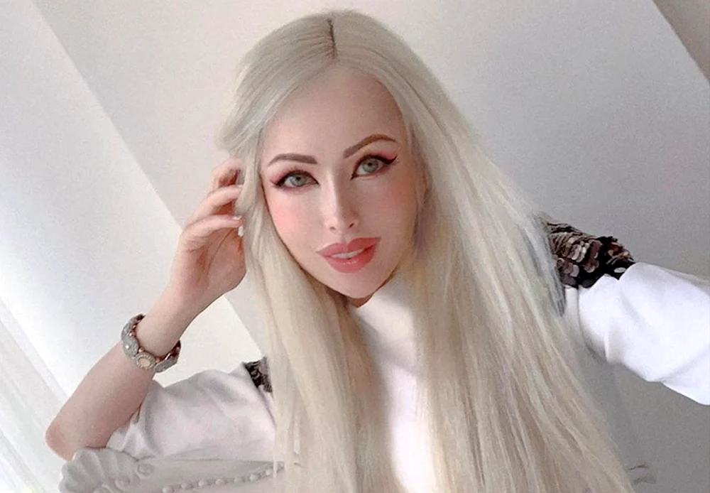 Live Barbie Valeria Lukyanova