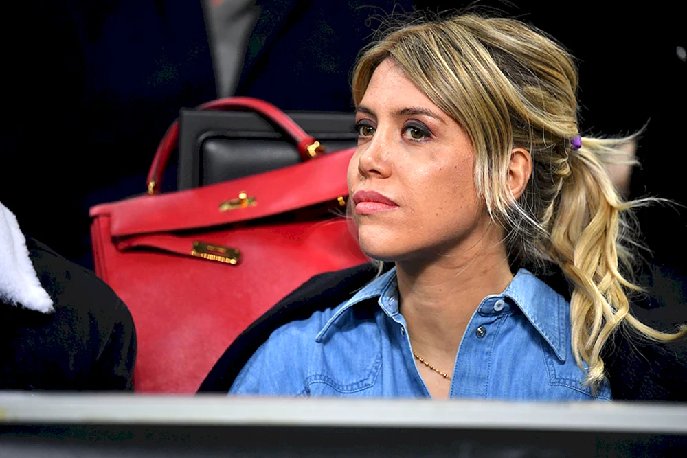 Model Wanda Nara