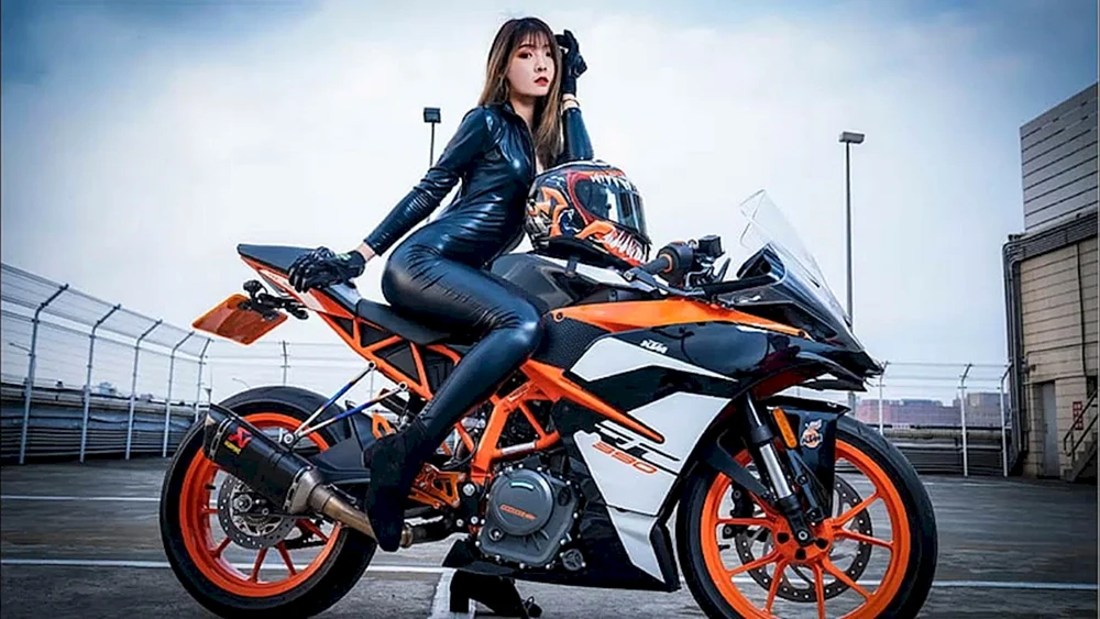 Varvara Preobrazhenskaya Motorradfahrerin