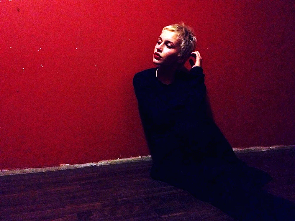 Vasilisa KhvostovaHeadline und Reshka