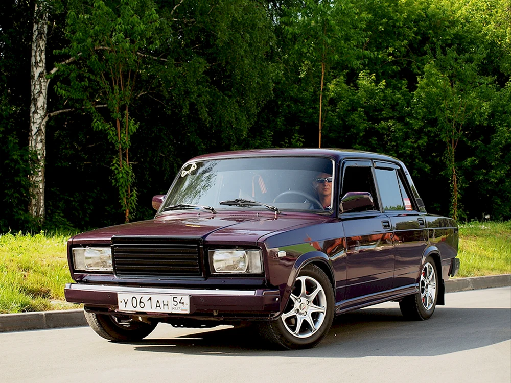 ВАЗ-2107 „Жигули“