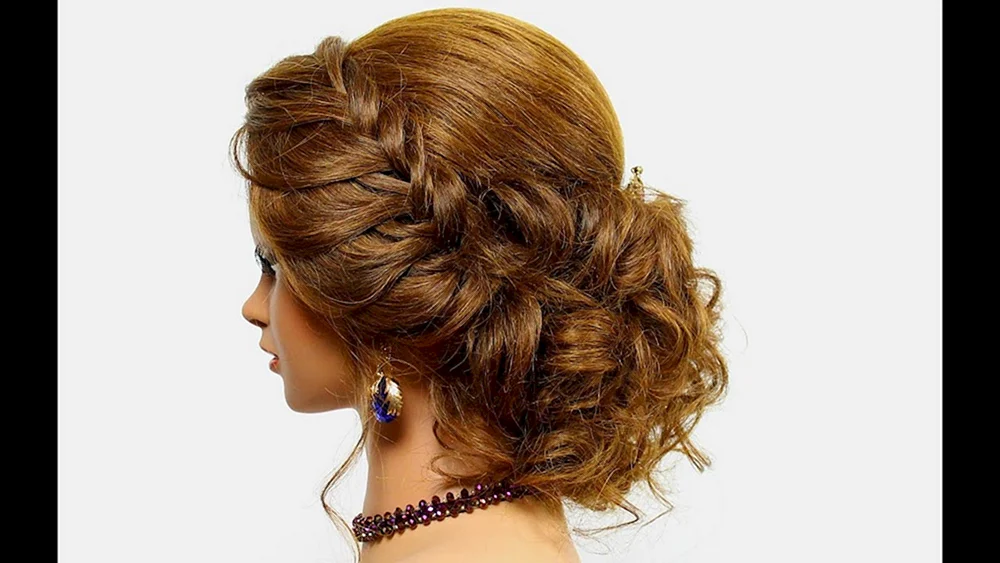 Abendfrisuren für mittlere Haare