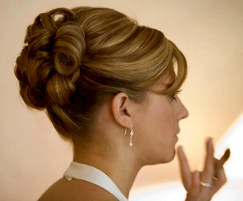 Abendfrisuren