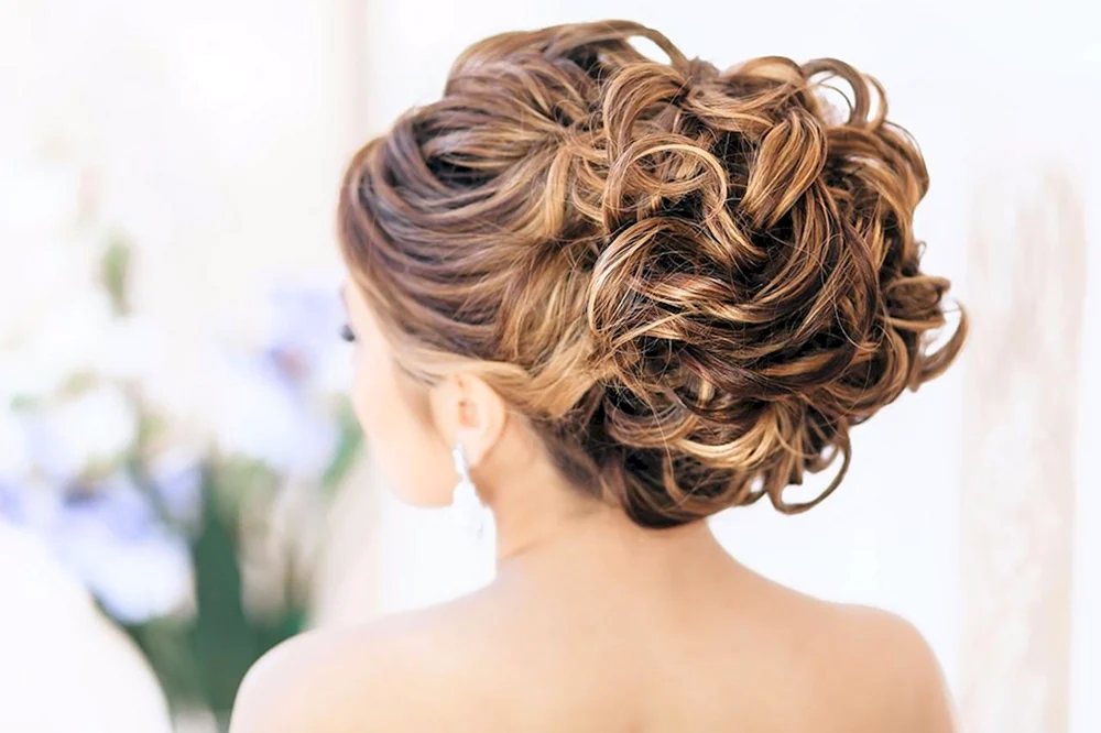 Abendfrisuren
