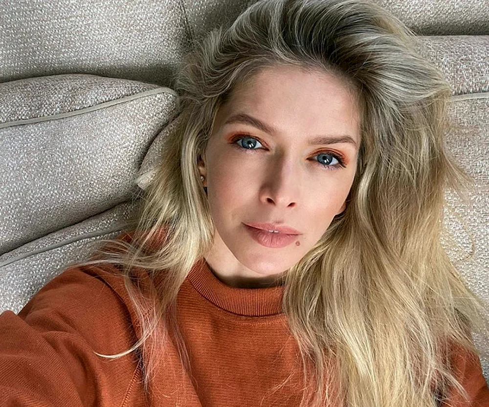 Vera Brezhneva