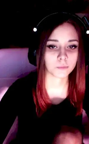 Vika redVIKARED