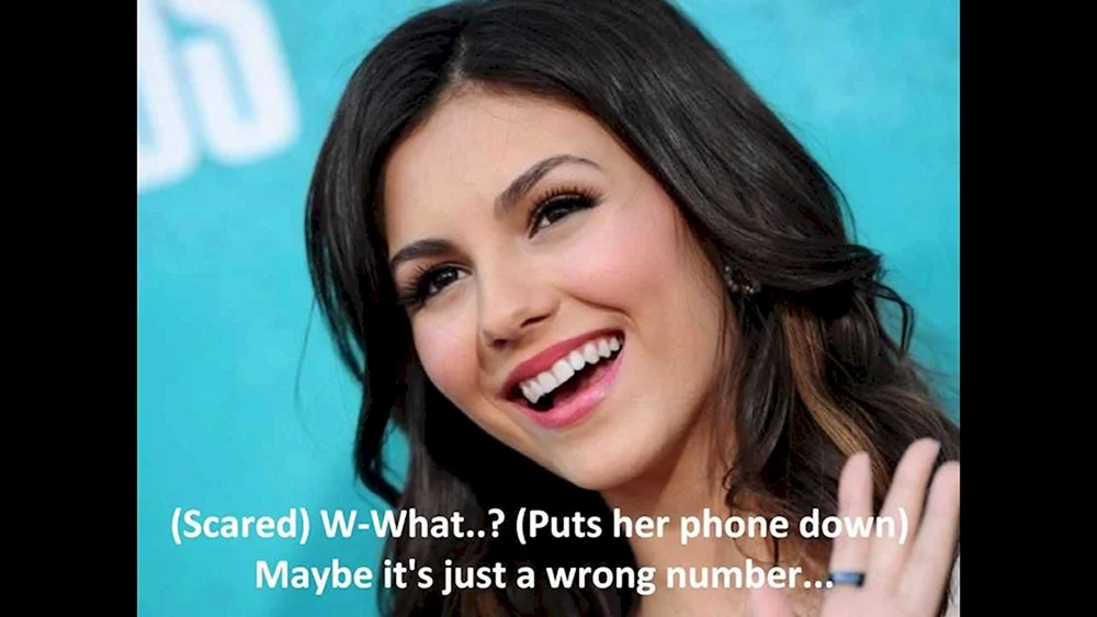 Victoria Justice lächeln