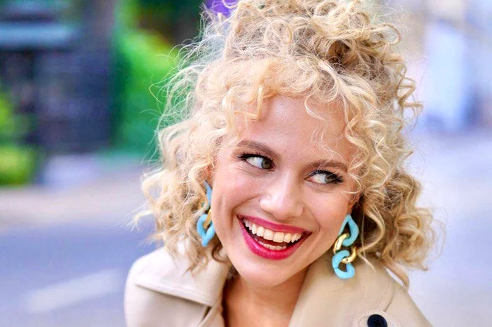 Viktoria Klinkova Cafe Kuba