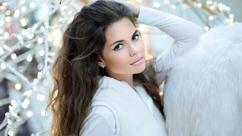 Victoria Romanova