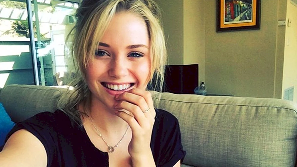Virginia Gardner 2022Virginia Gardner Glee