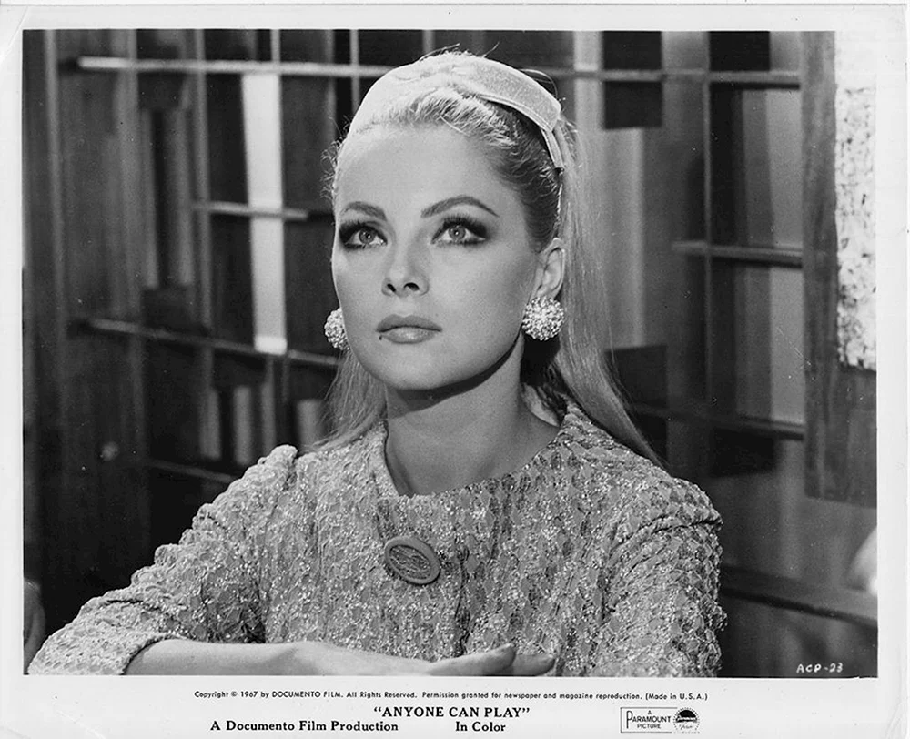 Virna Lisi Arabella